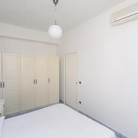 N006 - Numana, Nuovo Bilocale Nel Cuore Del Paese * 努马纳