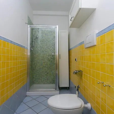 N006 - Numana, Nuovo Bilocale Nel Cuore Del Paese نومانا